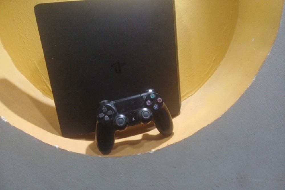 ps4 - 2