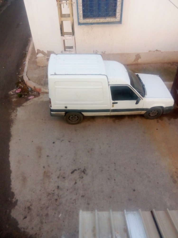 خد مات التوصيل  - 1