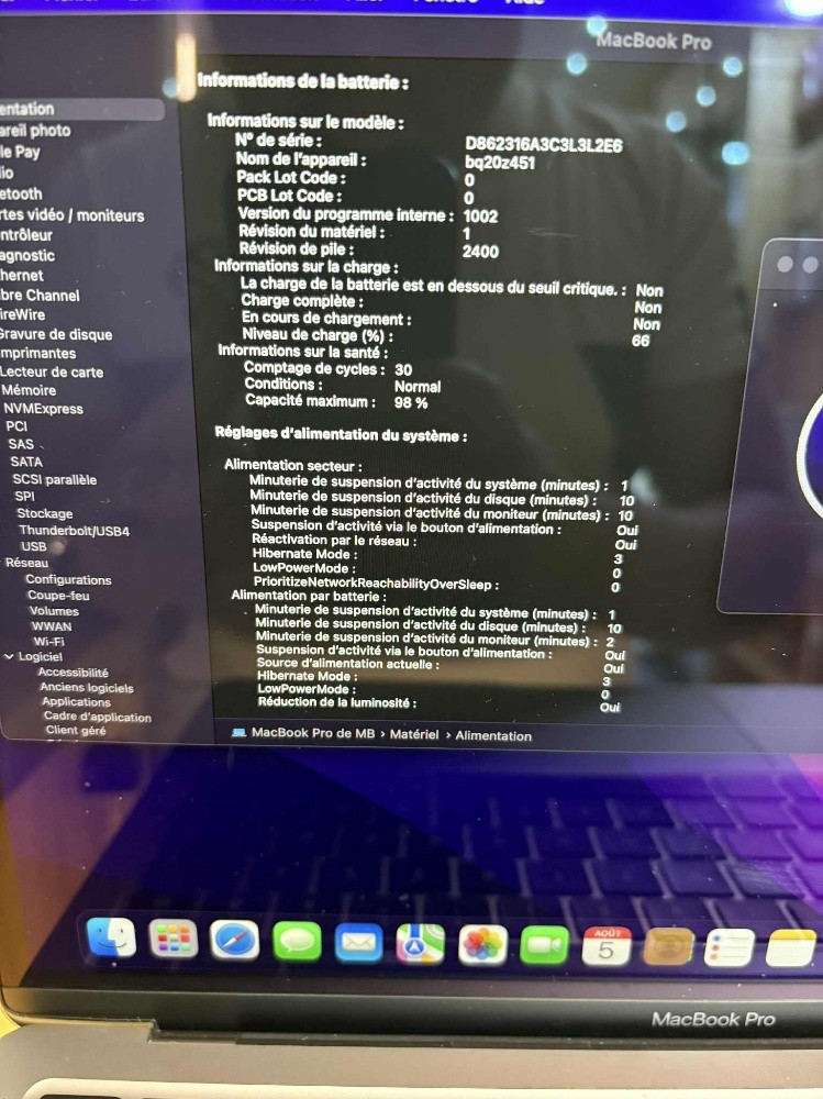 macbook pro 2022 M2 8g 256 - 3