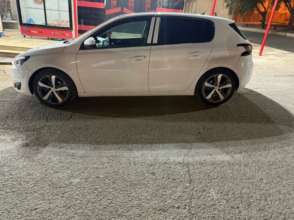 Peugeot 308 alluer - 2