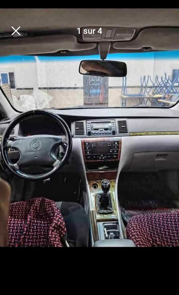 Voiture geely saidan - 3