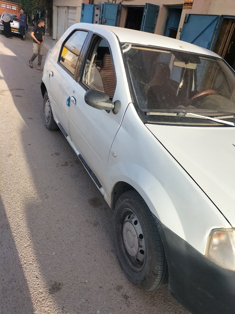 لوجان داسيا  - 2