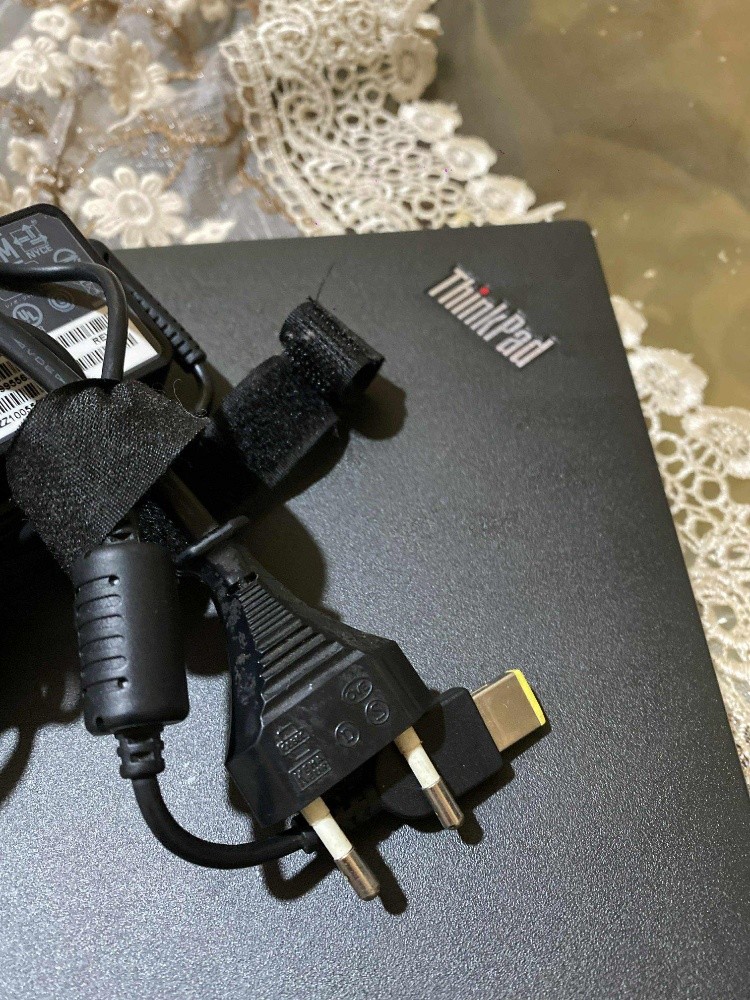 pc portable  lenvou thinkpad - 2