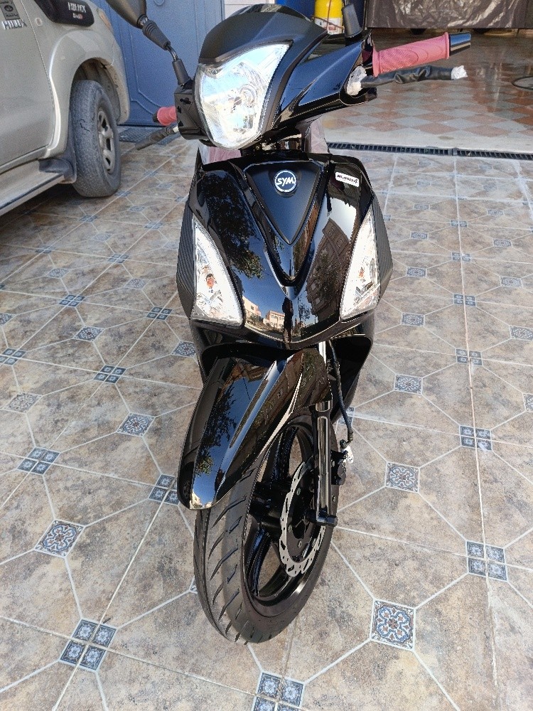 SYM ST - 9