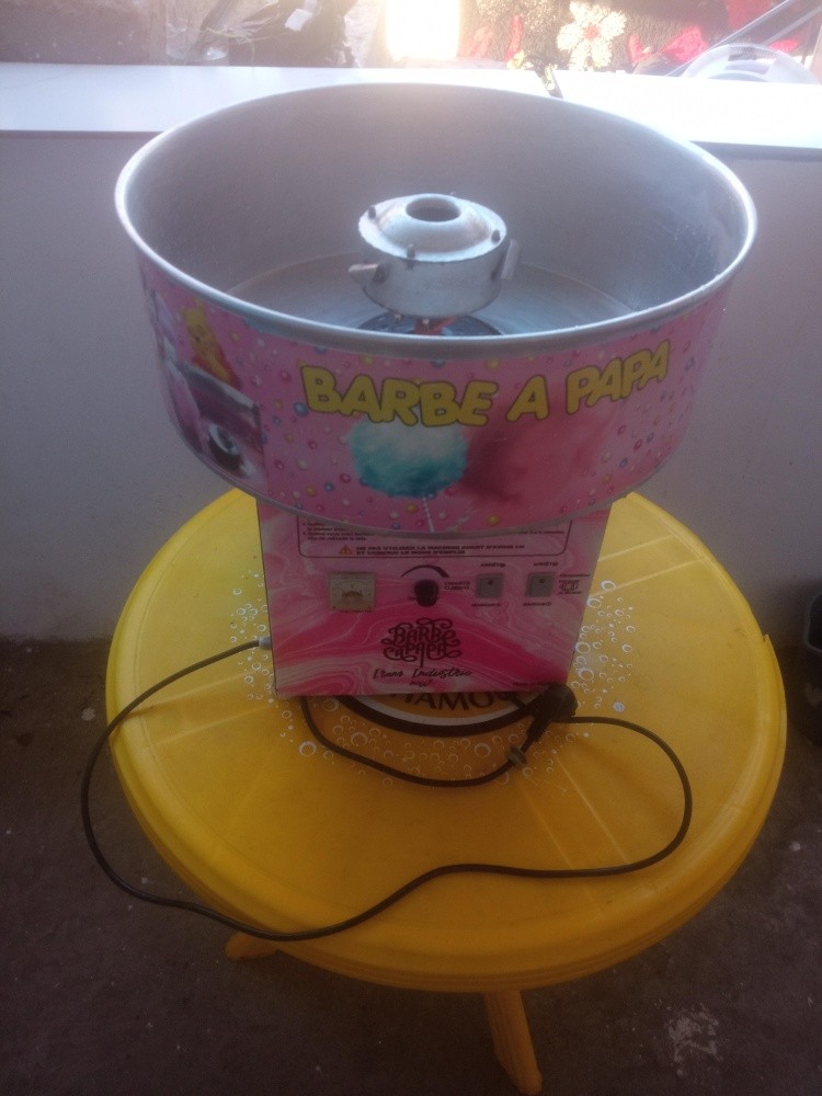MACHINE BARBE PAPA - 3