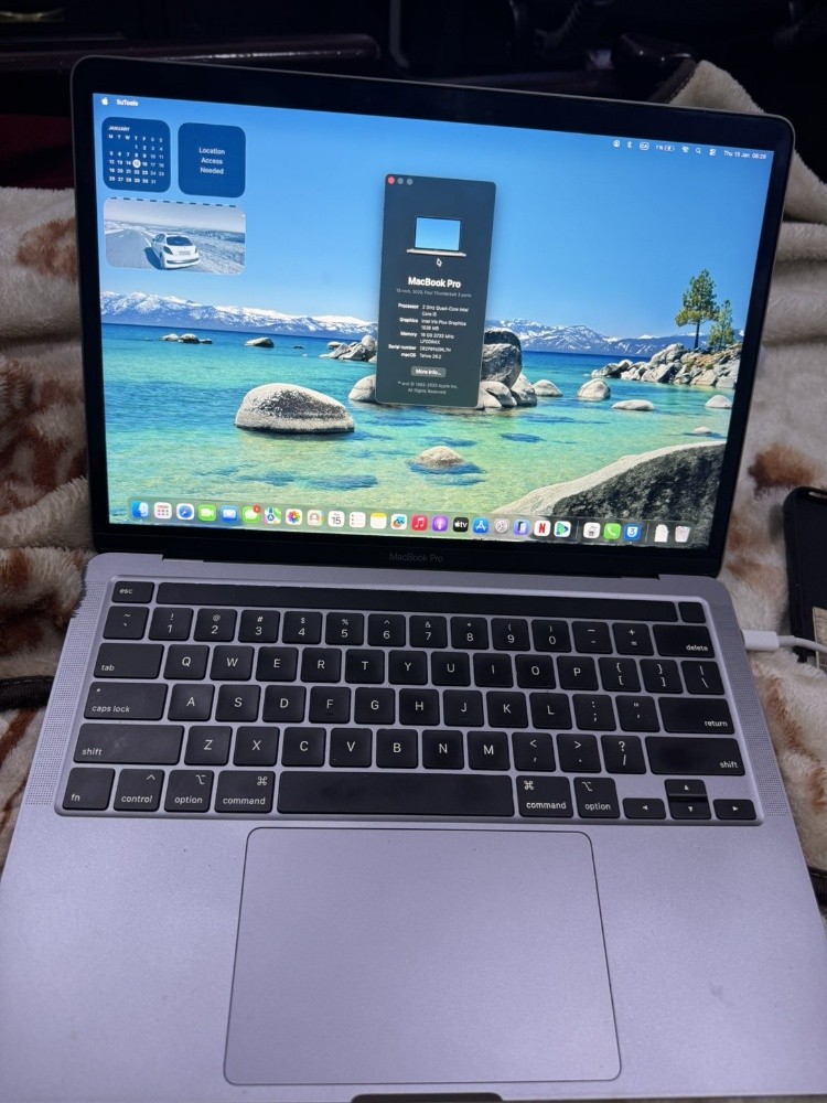 macbook pro 2020 - 1