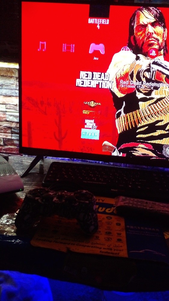 play 3 super slim - 2