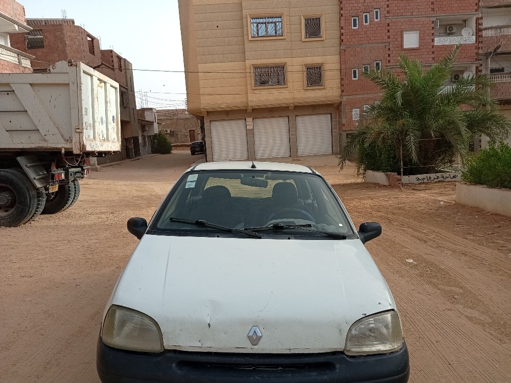 clio japonaise - 1