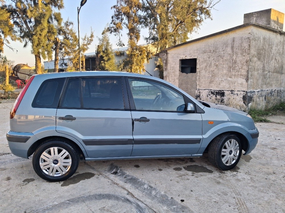Ford fusion  - 1