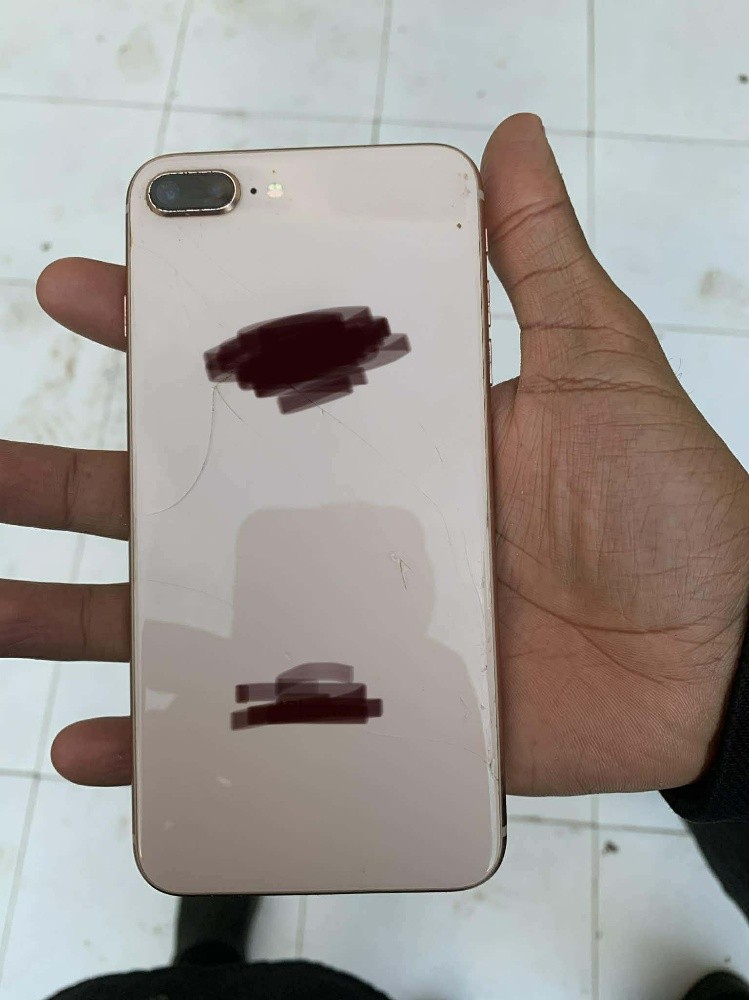 iphone 8 plus - 1