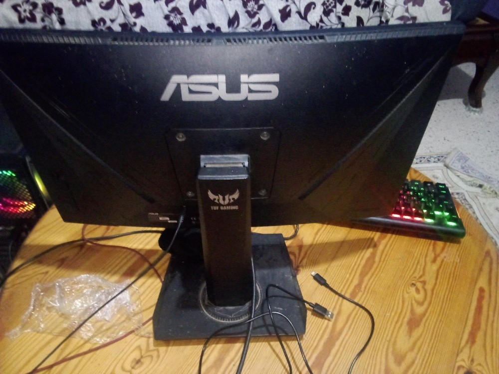 Asus 165 hz curved - 2