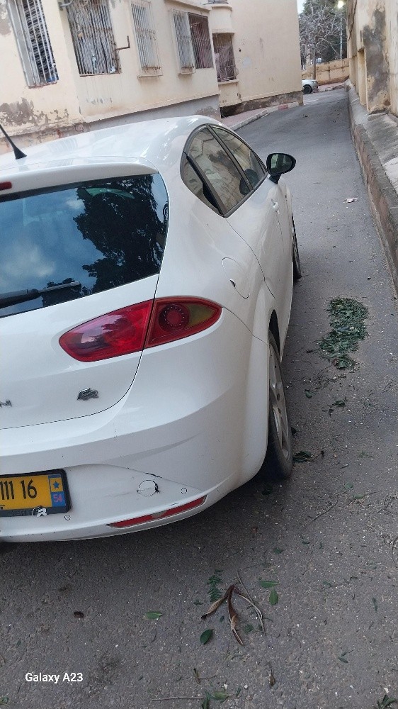leon 2011 - 3