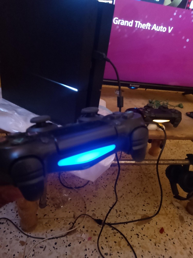 PlayStation 4  - 1