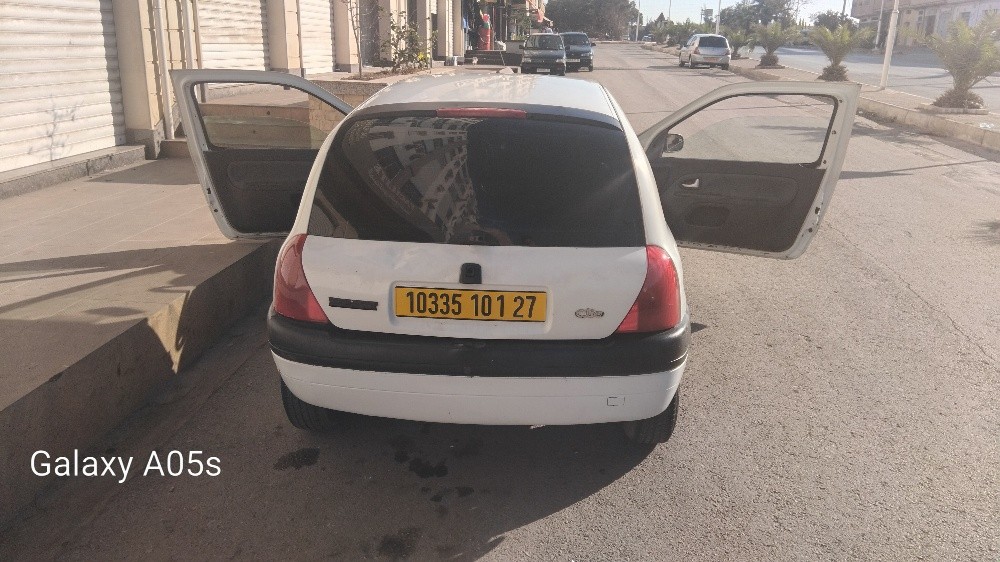 clio 2 - 1