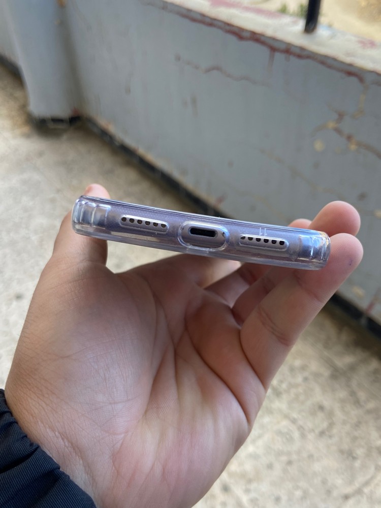 iPhone 11 - 3