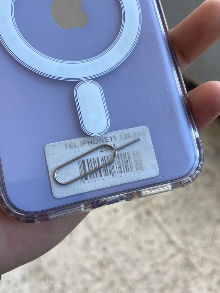 iPhone 11 - 11