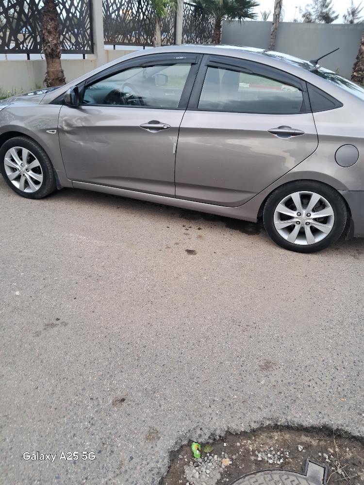 Accent hyundai  - 2