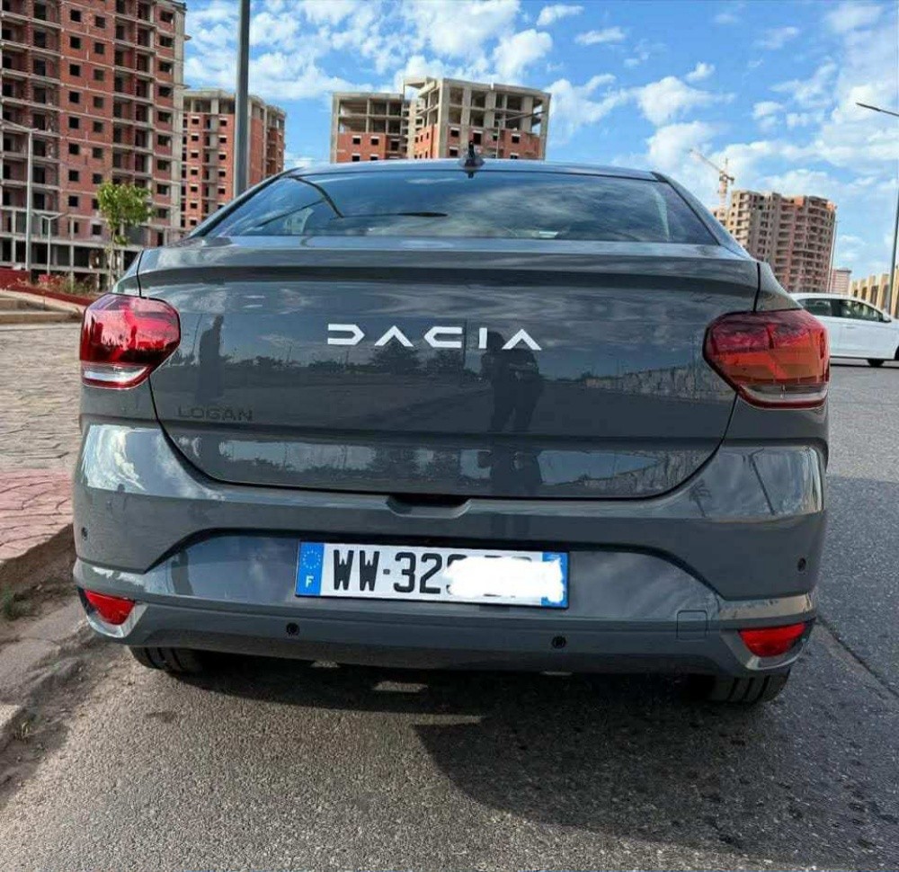 Logan dacia - 3