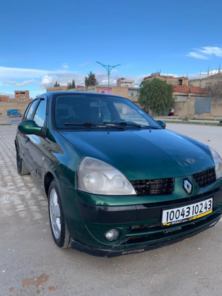 clio 2002 - 2