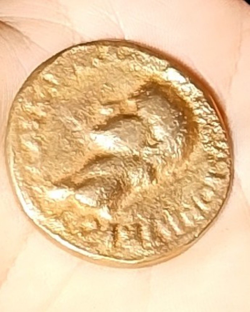 عملة اثرية نادرة جدا - 1