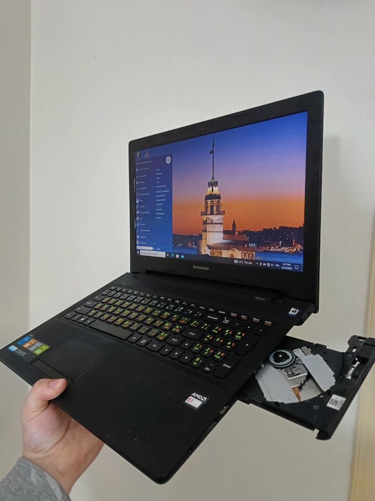 laptop Lenovo - 2