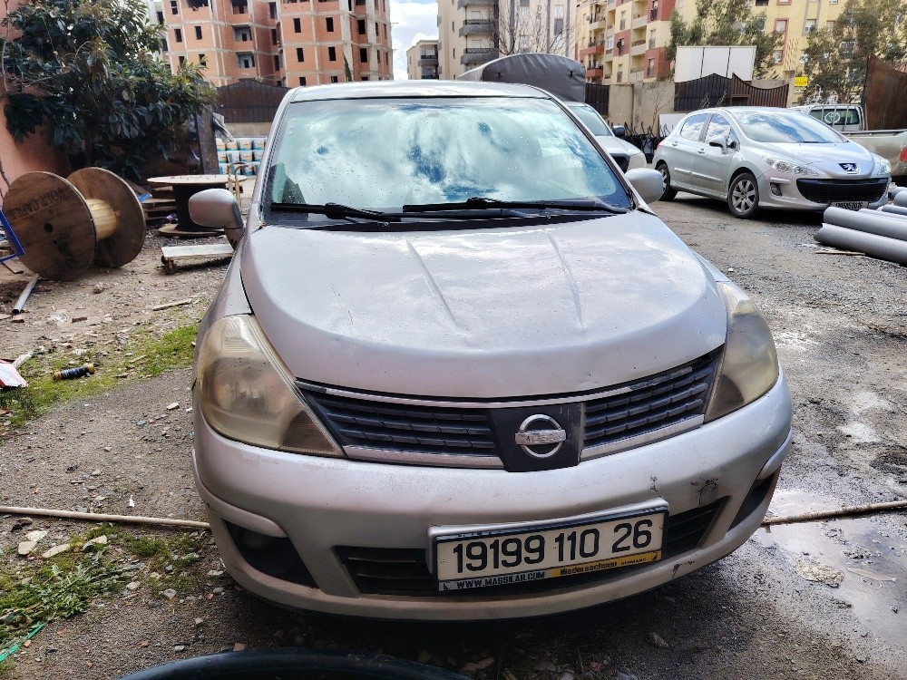 nissan - 2