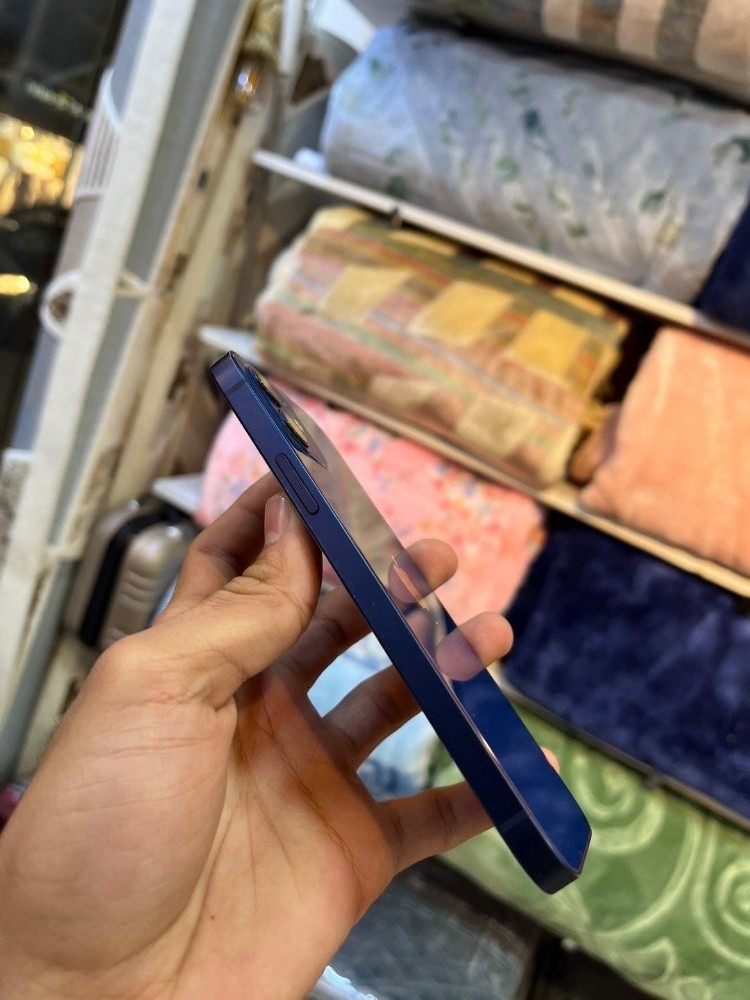iphone 12 - 2