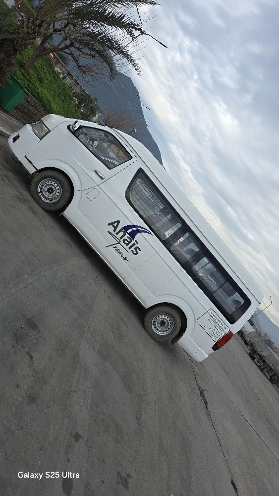 Higer van - 1