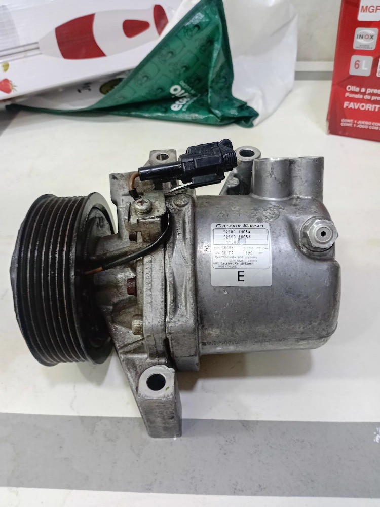 compresseur clim Nissan Micra - 2