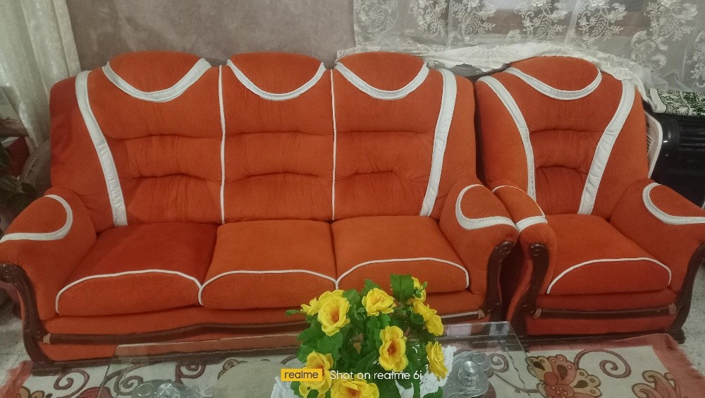 ارائك في حالة ممتازة - 1