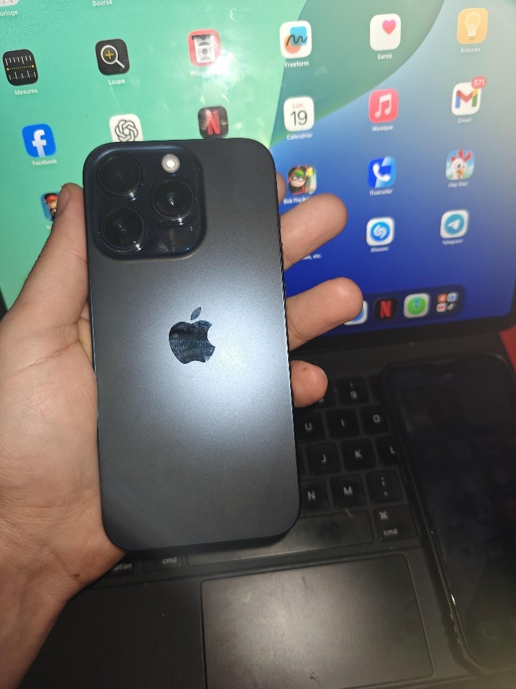 iphone 15pro256G - 2