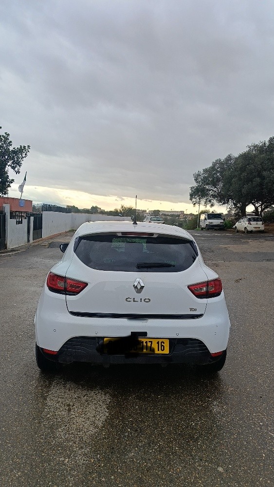 clio 4 - 3
