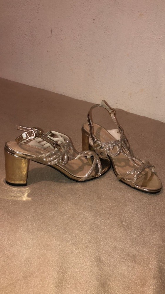 chaussures dorées - 2