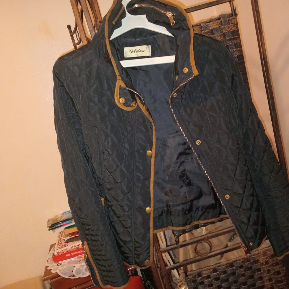 veste femme taille S - 1