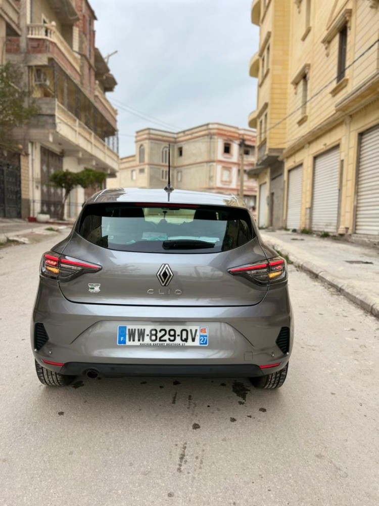 clio 5 Évolution 2025 délai -3ans - 2