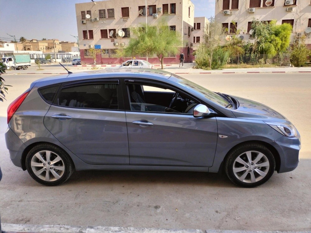 Hyundai accent  - 2