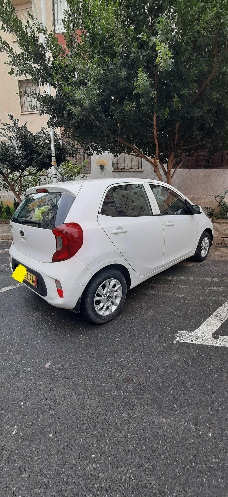 kIA picanto finition start plus - 2