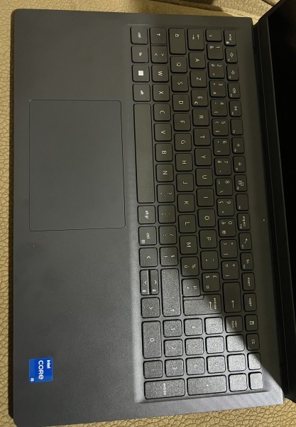Dell Vostro 3530  État Neuf  i5 - 3