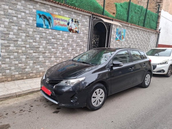 A vendre Toyota Auris - 2
