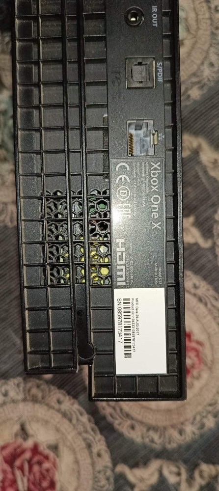Xbox one x - 3