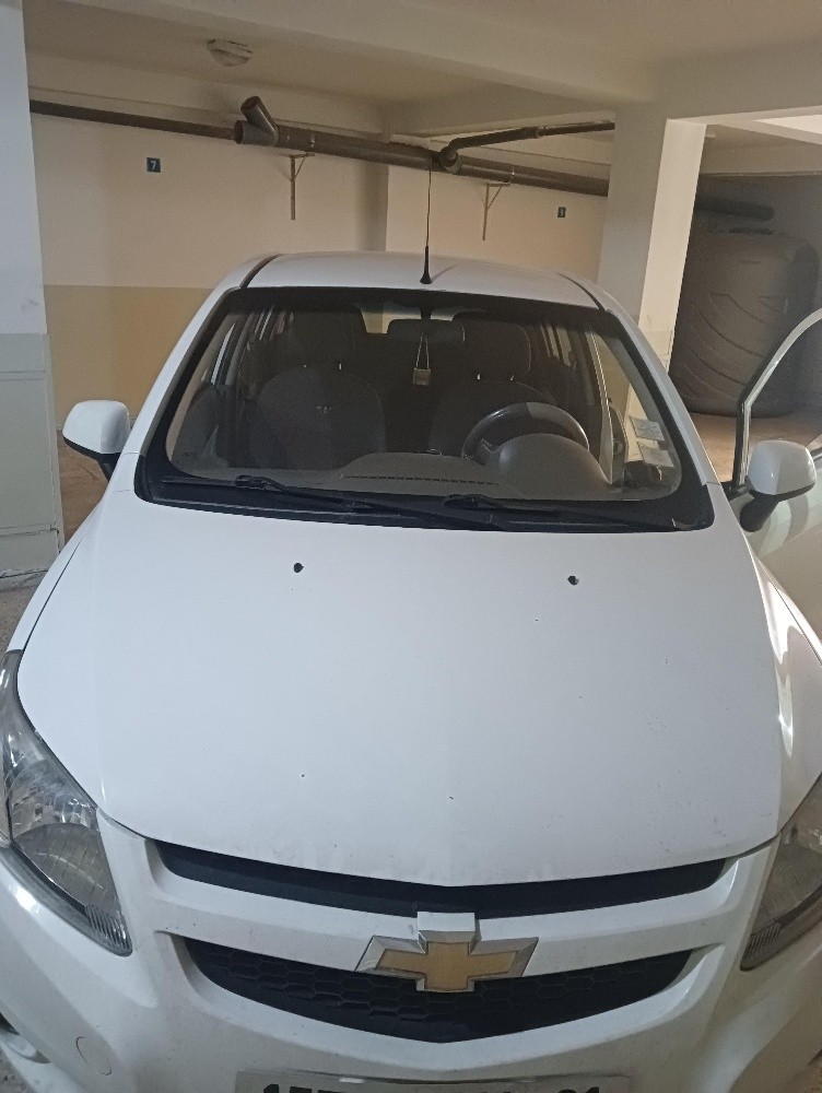 chevrolet sail  - 2