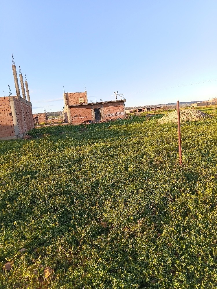 لو للبناء بمساحة 154 متر - 2
