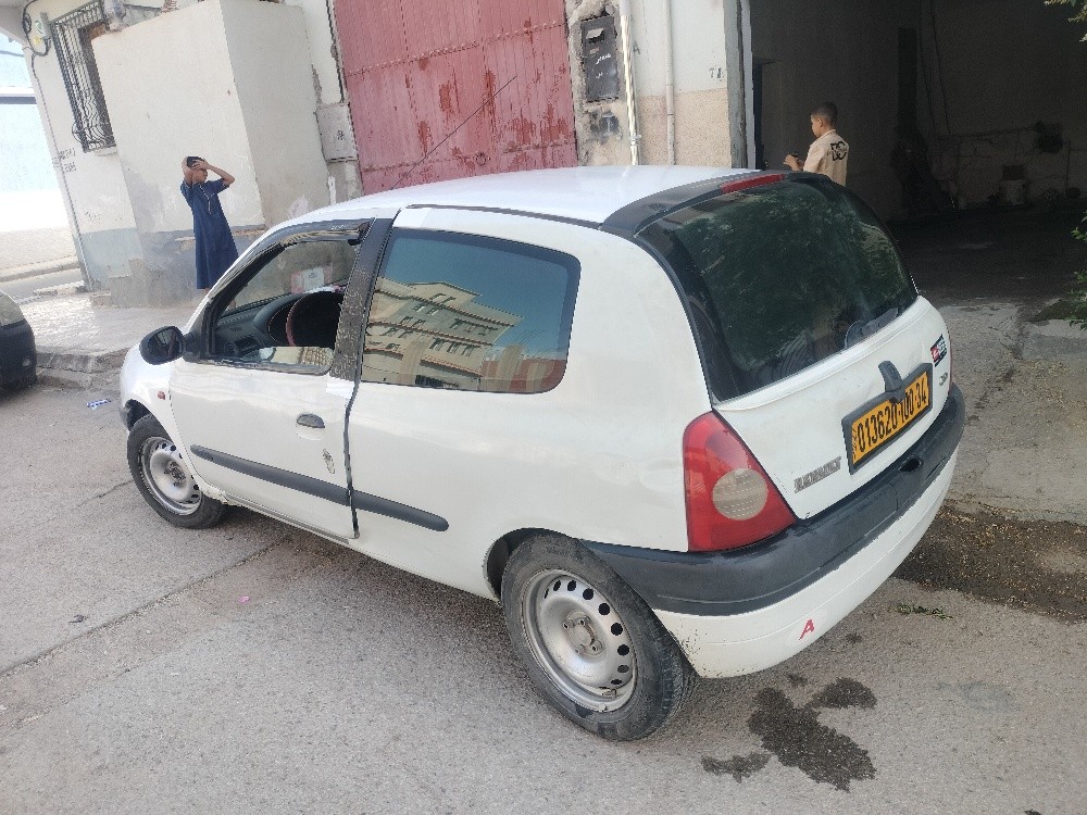Renault clio en échange - 3