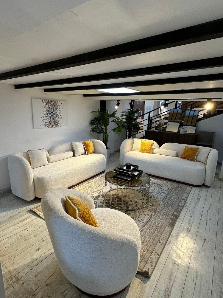 Salon - 3