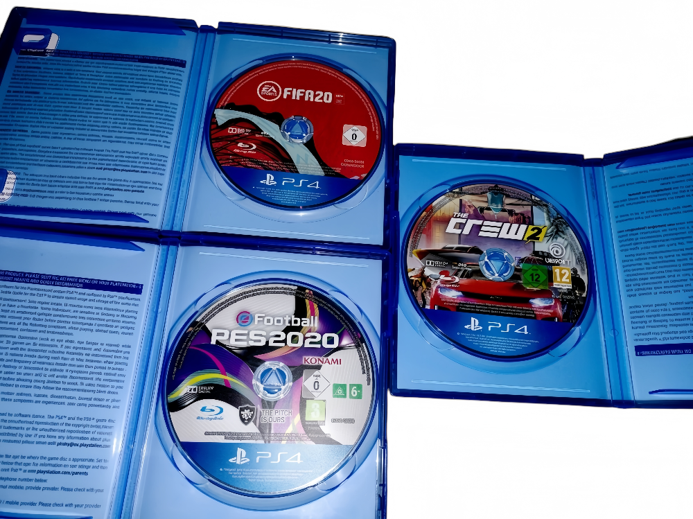 3 disques PlayStation 4 à vendre - 1
