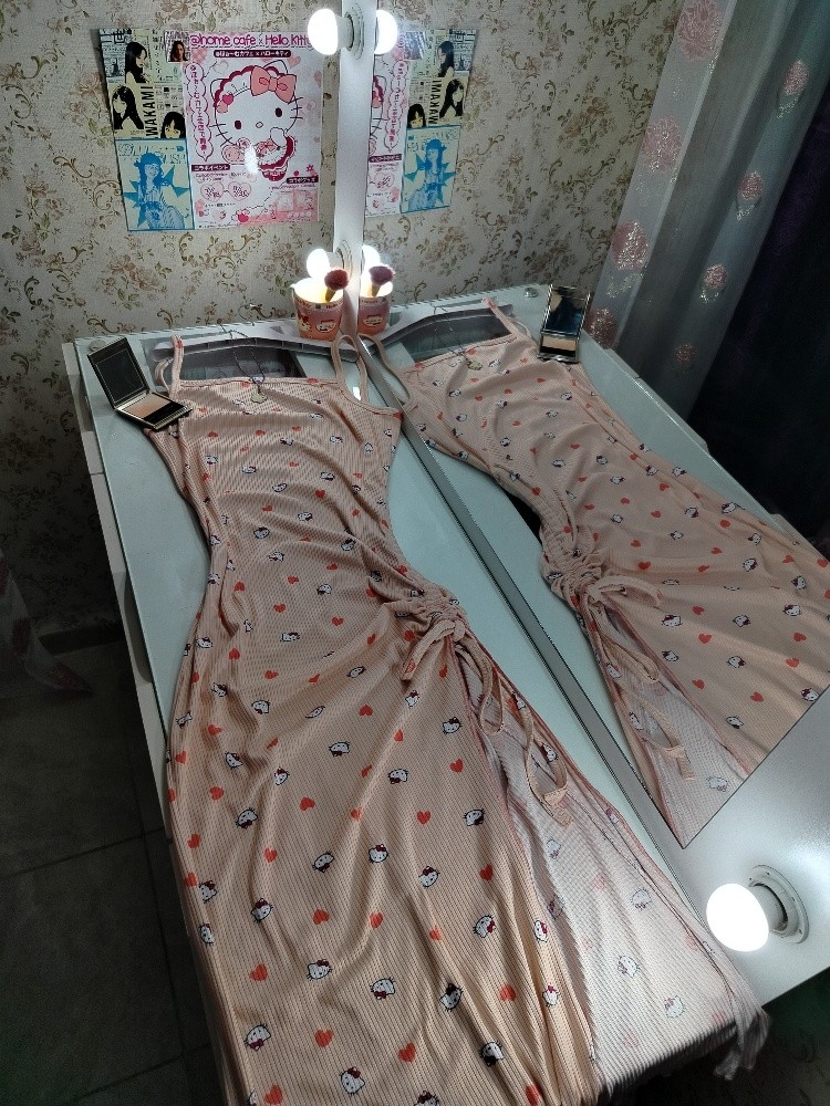 Robe hello kitty - 1