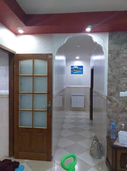 Vends maison comprenant un sous-sol, un rez-de-chaussée et un étage - 9