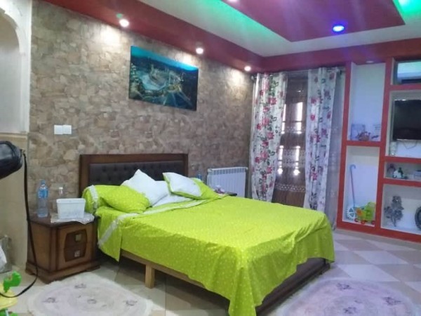Vends maison comprenant un sous-sol, un rez-de-chaussée et un étage - 11