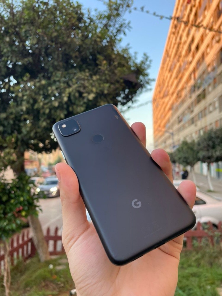 google pixel 4a - 2