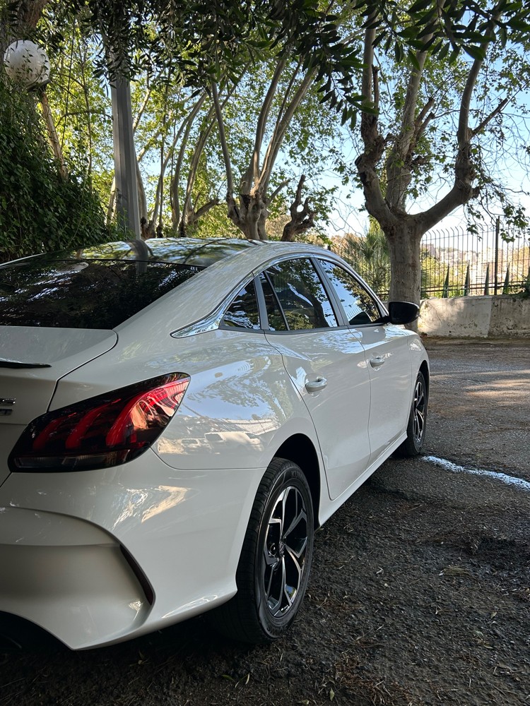 MG 5 en vent  - 12